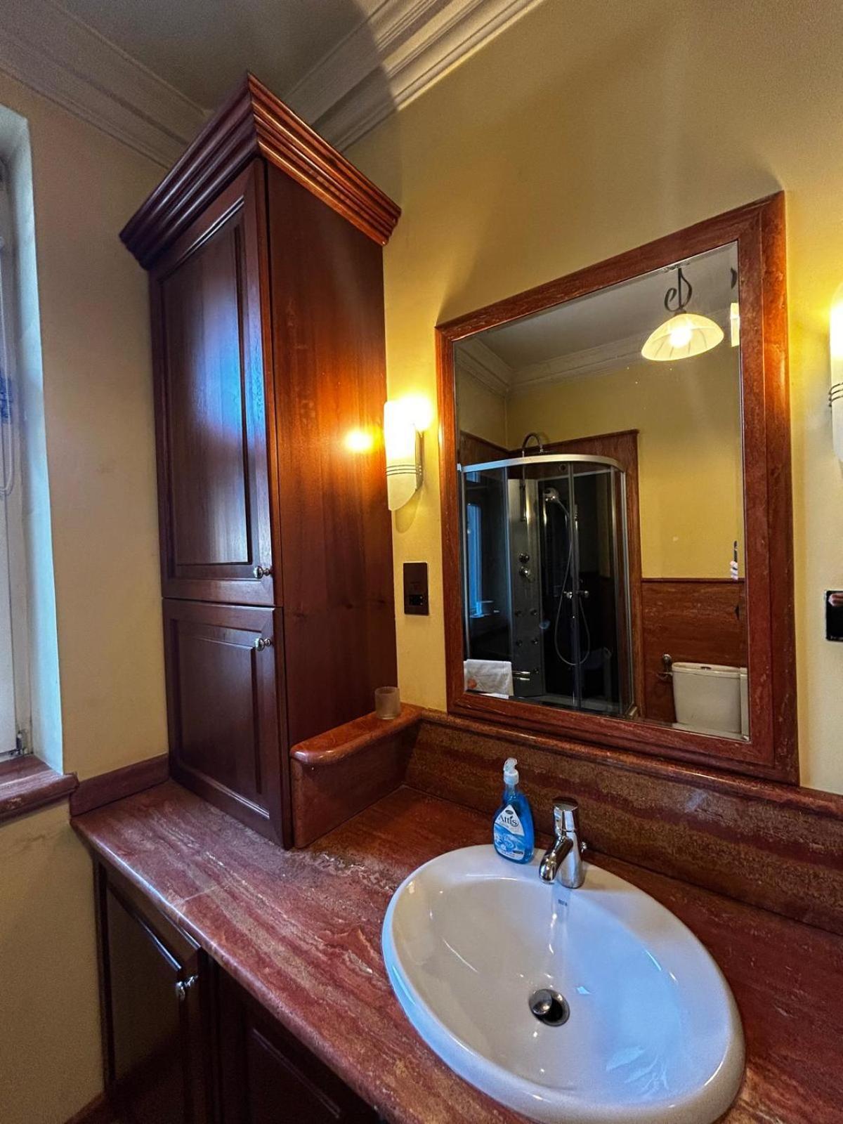 Royal Apartment Krakow Bagian luar foto